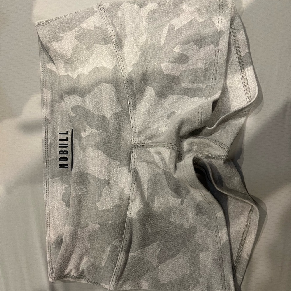 Nobull size small shorts